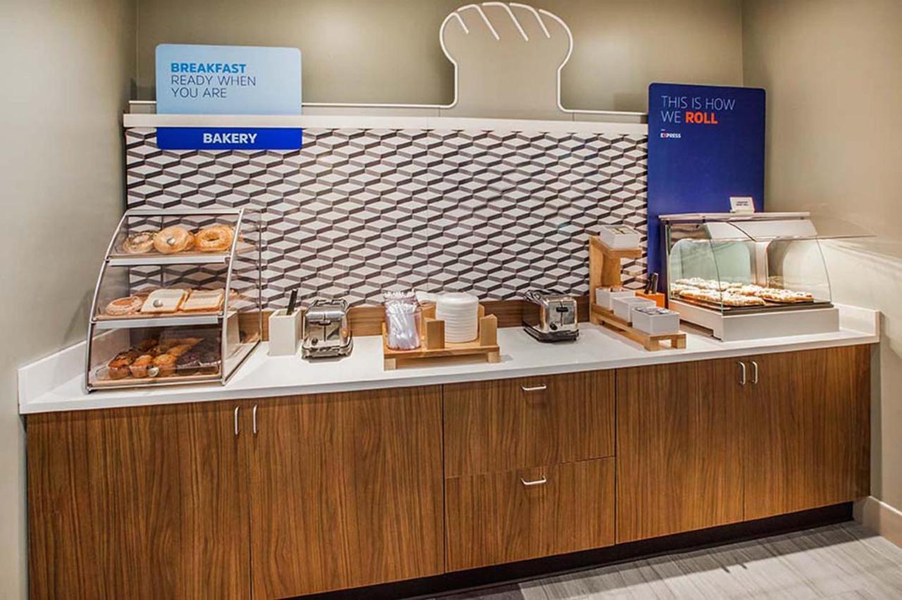 Holiday Inn Express - Kansas City Downtown By Ihg Kültér fotó
