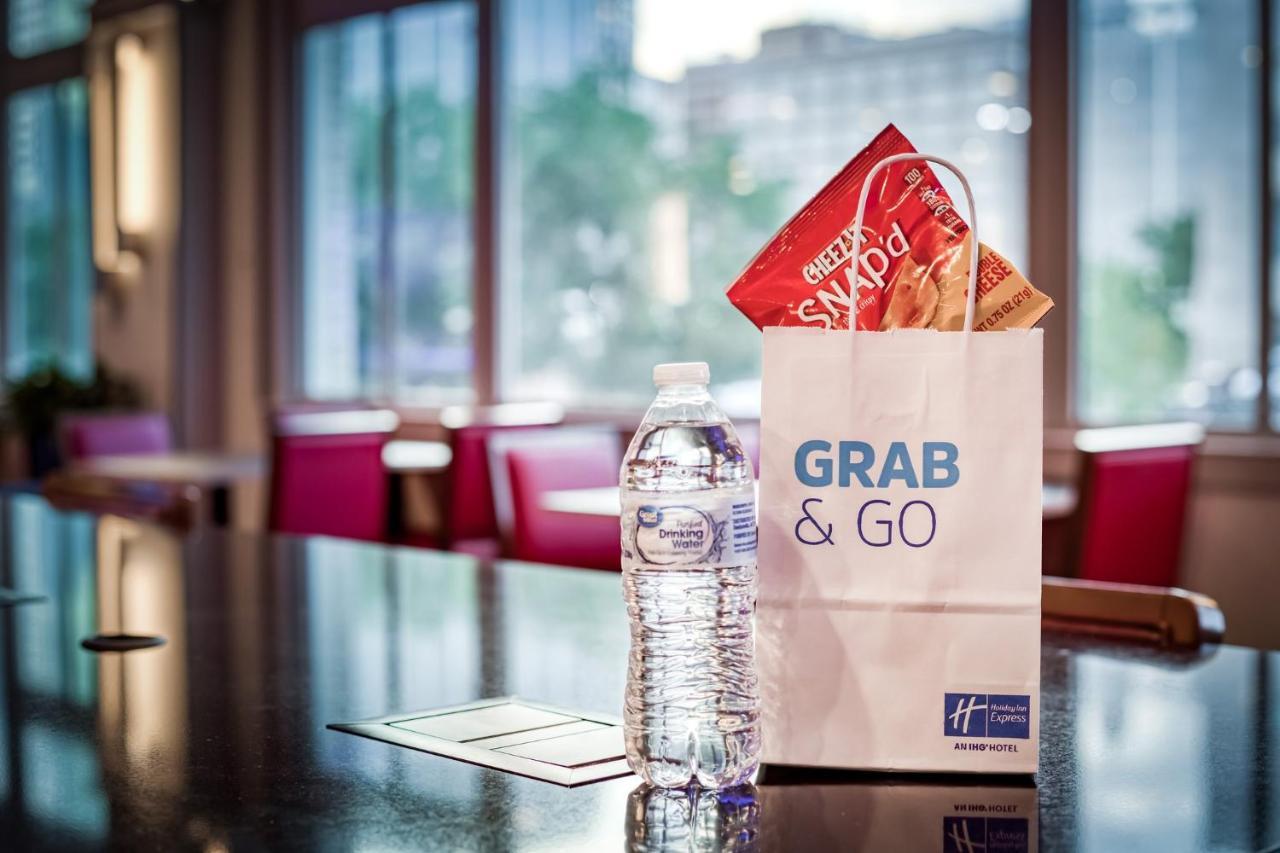 Holiday Inn Express - Kansas City Downtown By Ihg Kültér fotó