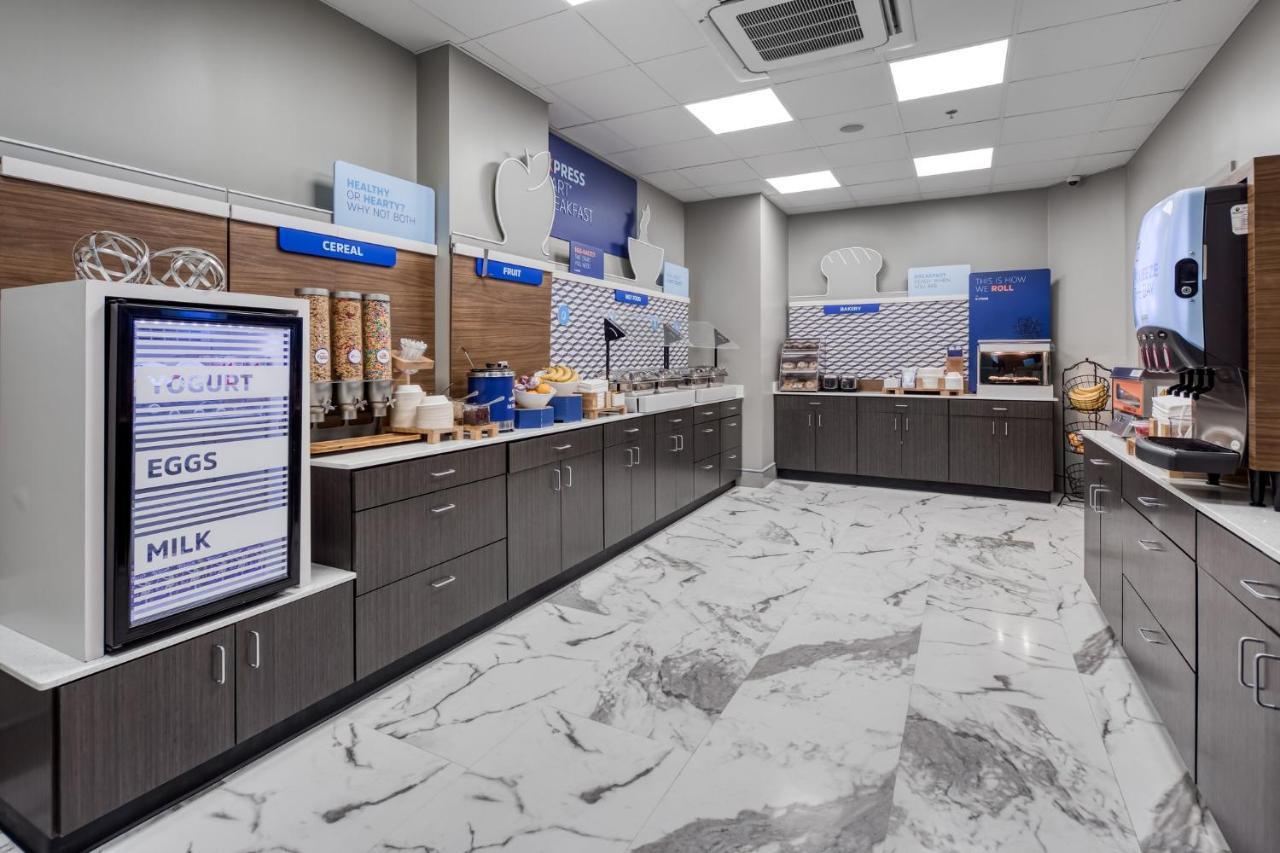 Holiday Inn Express - Kansas City Downtown By Ihg Kültér fotó